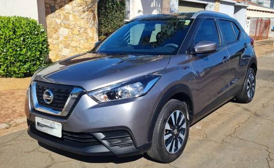 NISSAN KICKS 1.6 16V FLEXSTART SL 4P XTRONIC